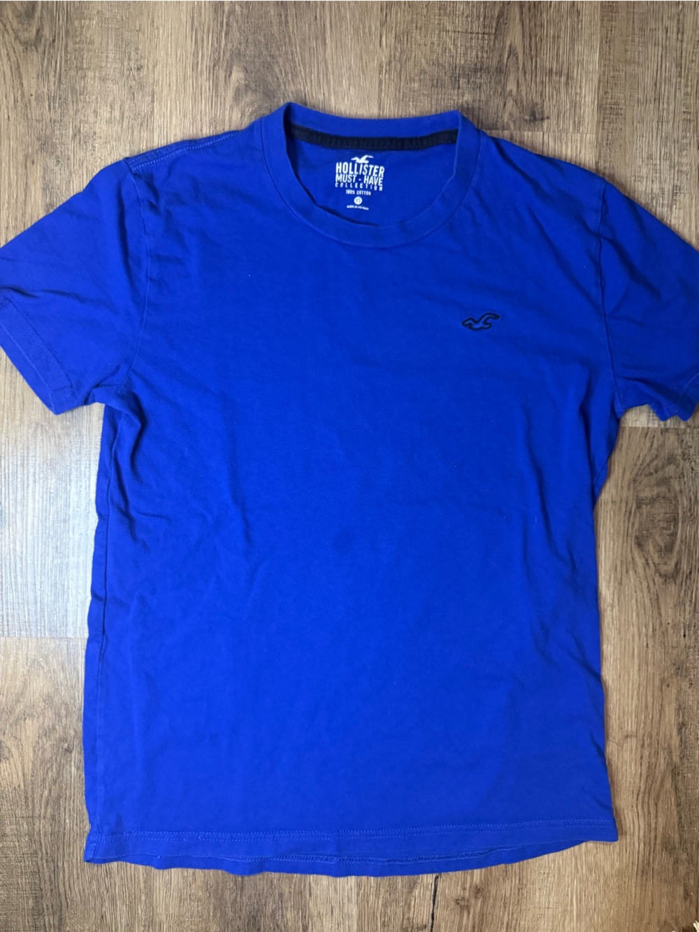 Hollister Must Have Collection Basic Tee